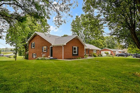 Tiny photo for 810 Stephanie Drive, Marion, OH 43302 (MLS # 226002856)