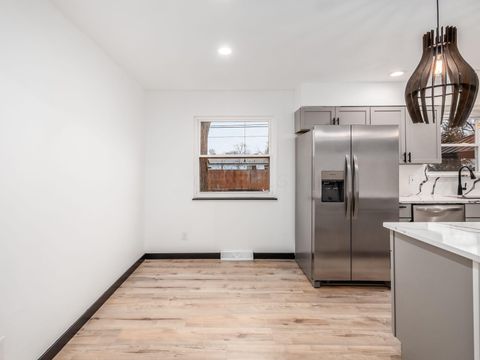 Tiny photo for 3474 Independence Street, Grove City, OH 43123 (MLS # 225045515)