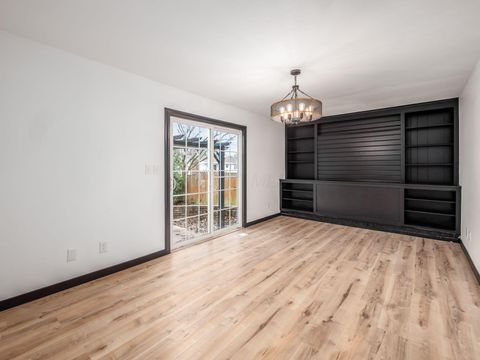 Tiny photo for 3474 Independence Street, Grove City, OH 43123 (MLS # 225045515)