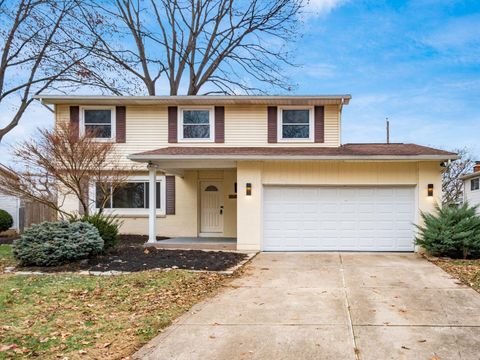 Photo of 3474 Independence Street, Grove City, OH 43123 (MLS # 225045515)
