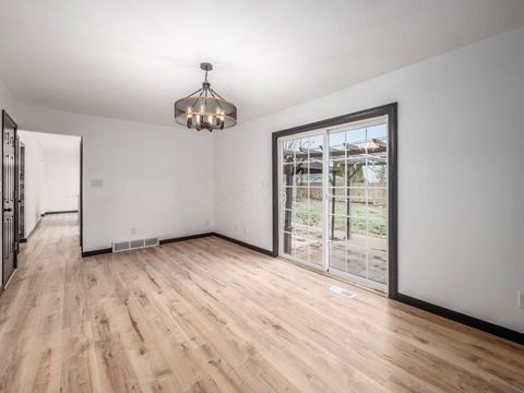 Tiny photo for 3474 Independence Street, Grove City, OH 43123 (MLS # 225045515)