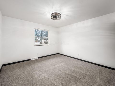 Tiny photo for 3474 Independence Street, Grove City, OH 43123 (MLS # 225045515)