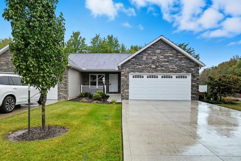 Photo of 2010 Teakwood Drive, Ontario, OH 44906 (MLS # 225036254) Photo of 2010 Teakwood Drive, Ontario, OH 44906 (MLS # 225036254)