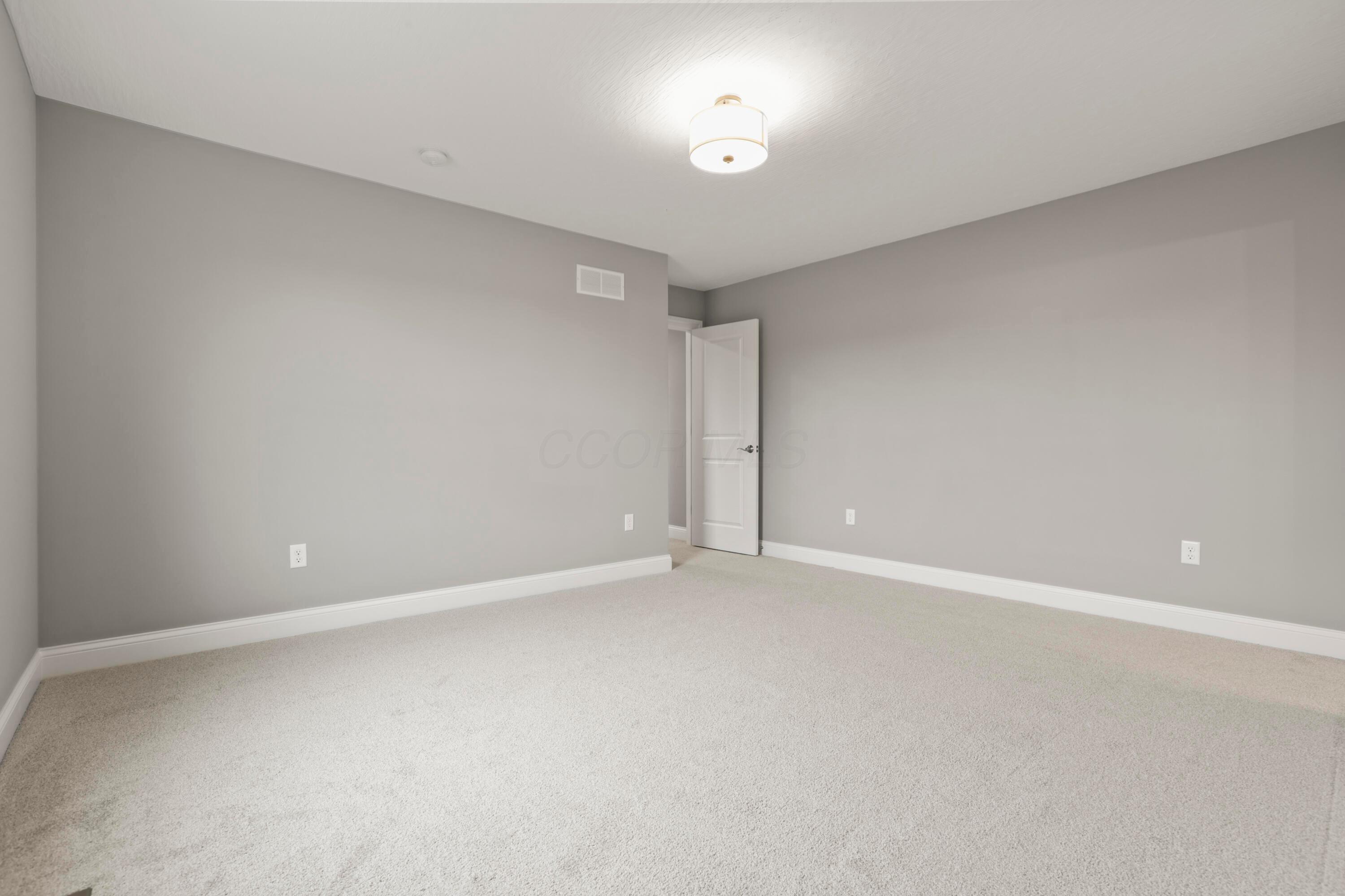 7963 Norman Street, Pickerington, Ohio image 46