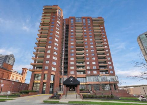 Photo of 155 W Main Street 802 #802, Columbus, OH 43215 (MLS # 226007617)