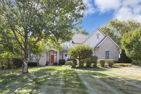 Photo of 8119 Winchcombe Drive, Dublin, OH 43016 (MLS # 225032314)