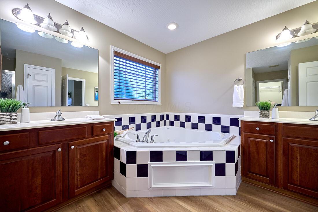 6954 New Albany Road, New Albany, Ohio image 38