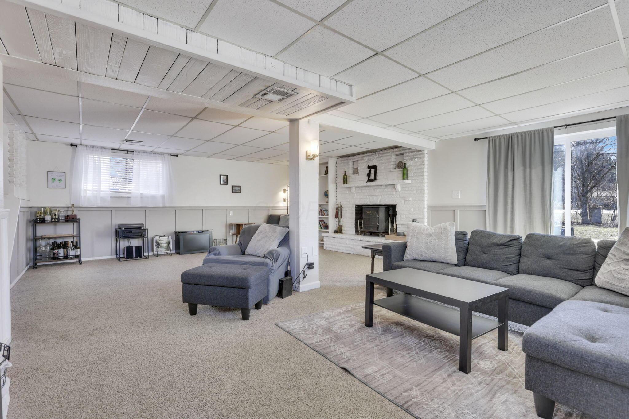 6221 Bader Road, Westerville, Ohio image 29