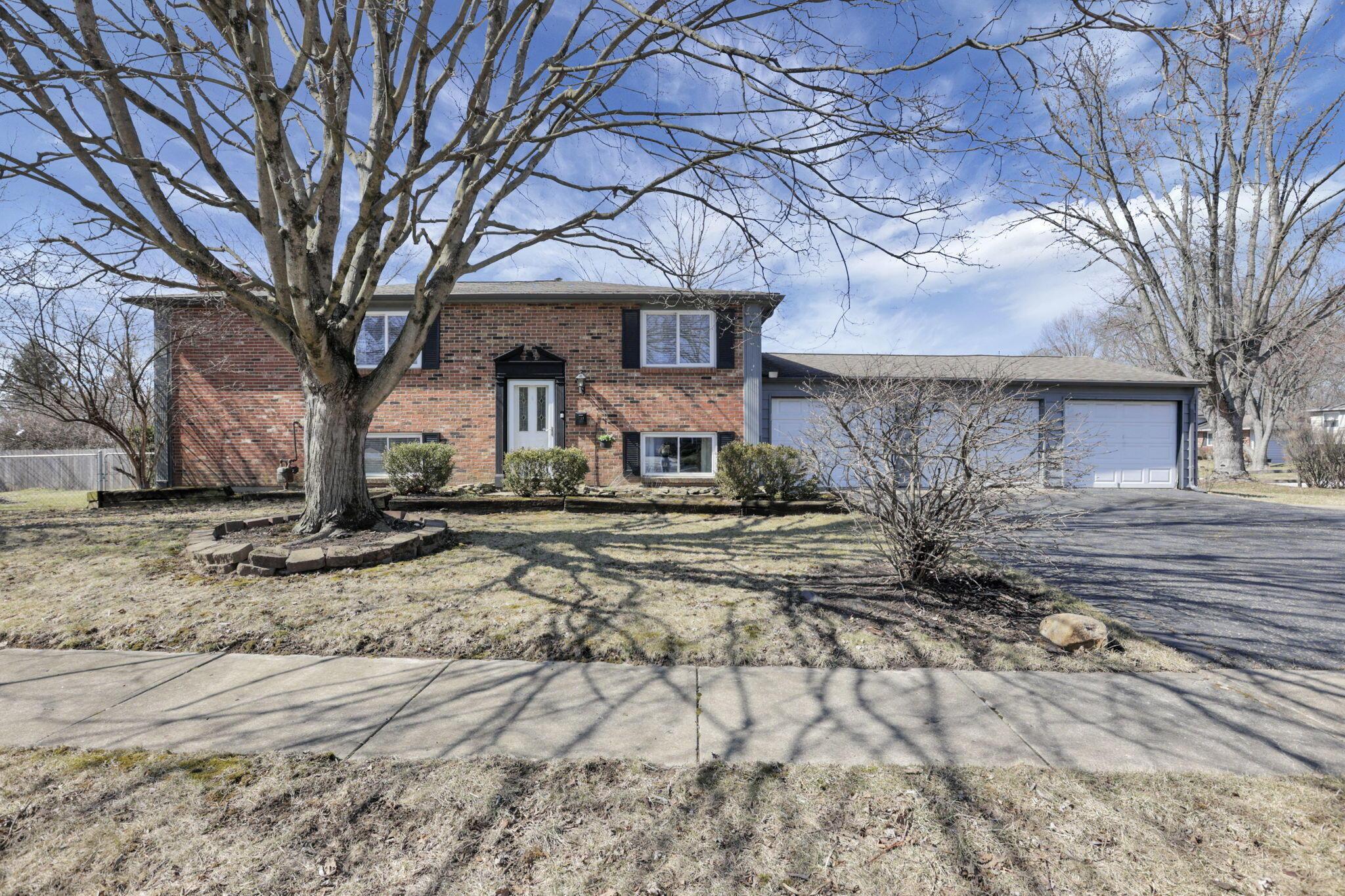 6221 Bader Road, Westerville, Ohio image 2