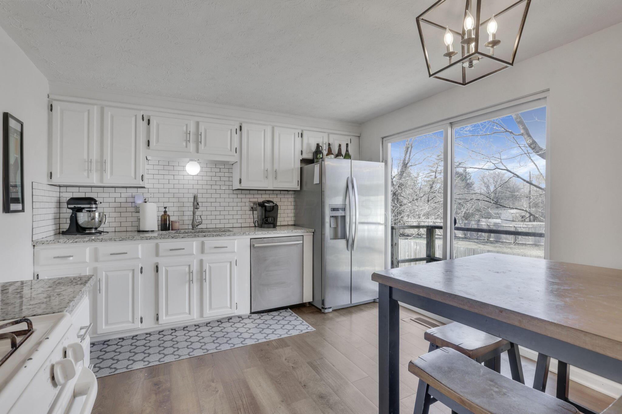6221 Bader Road, Westerville, Ohio image 15