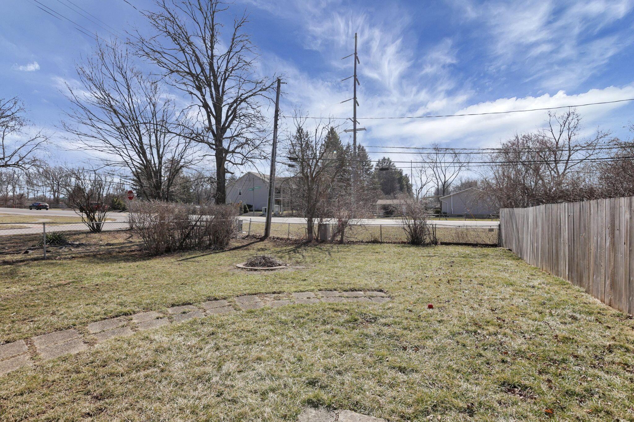 6221 Bader Road, Westerville, Ohio image 33