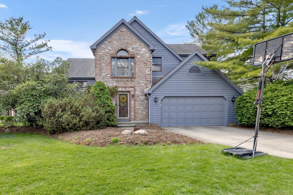 Photo of 7753 Brandonway Drive, Dublin, OH 43017 (MLS # 226015960)