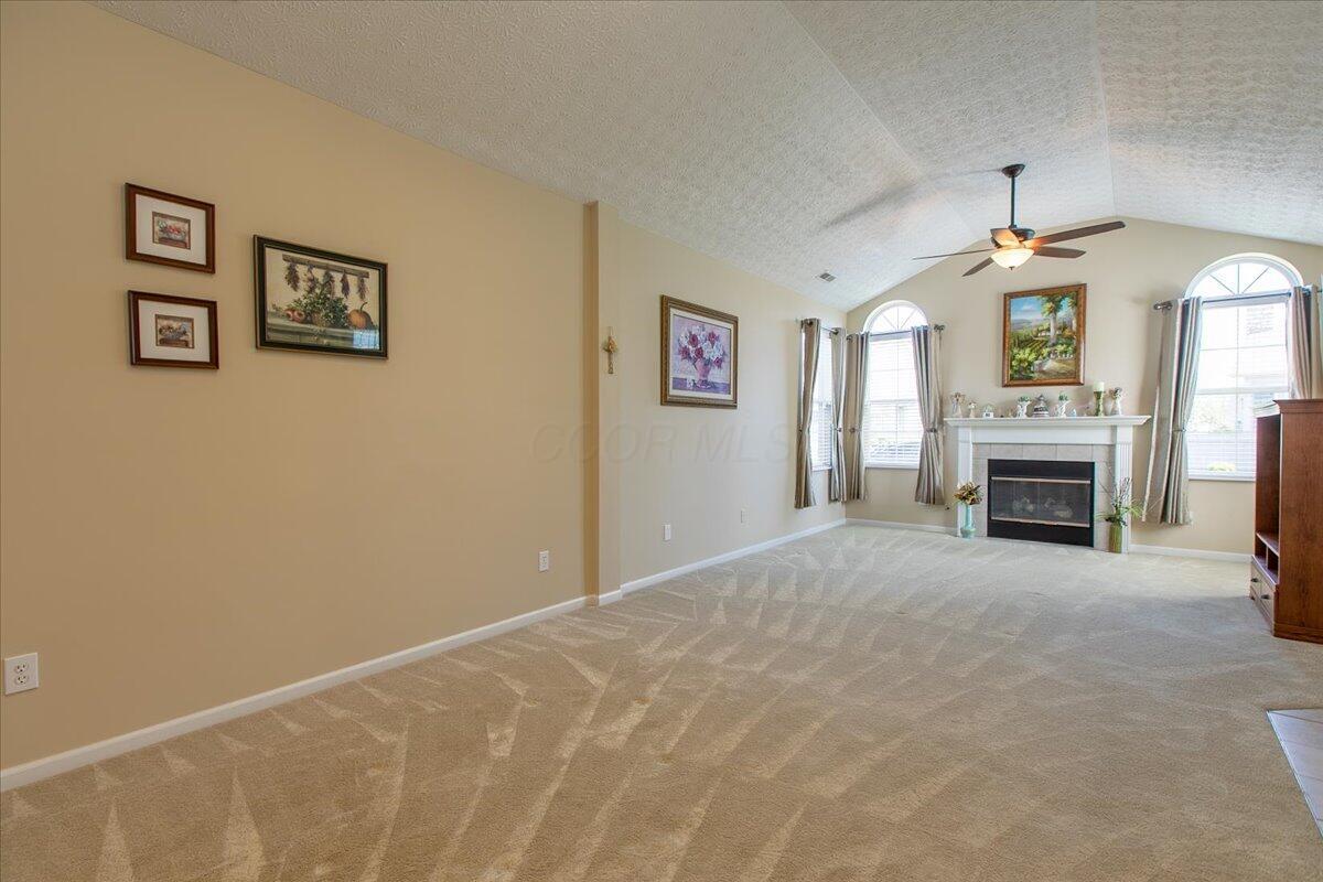 6227 Stonewalk Lane, New Albany, Ohio image 9
