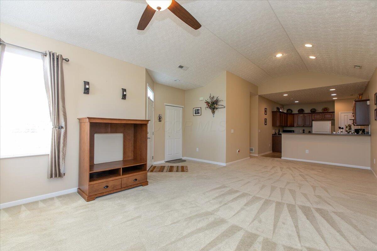 6227 Stonewalk Lane, New Albany, Ohio image 12