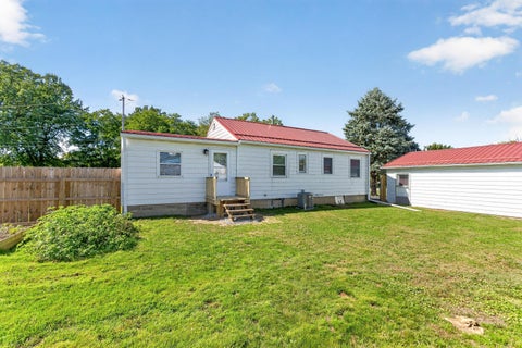 Tiny photo for 940 Underwood Avenue S, Marion, OH 43302 (MLS # 226037173)