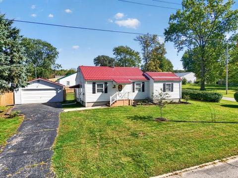 Photo of 940 Underwood Avenue S, Marion, OH 43302 (MLS # 226037173)