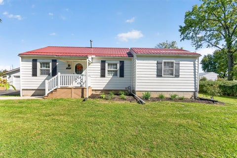 Tiny photo for 940 Underwood Avenue S, Marion, OH 43302 (MLS # 226037173)