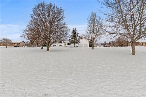 Tiny photo for 3724 County Road 11, Bellefontaine, OH 43311 (MLS # 225044739)