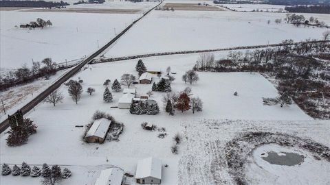 Tiny photo for 3724 County Road 11, Bellefontaine, OH 43311 (MLS # 225044739)