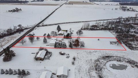 Tiny photo for 3724 County Road 11, Bellefontaine, OH 43311 (MLS # 225044739)