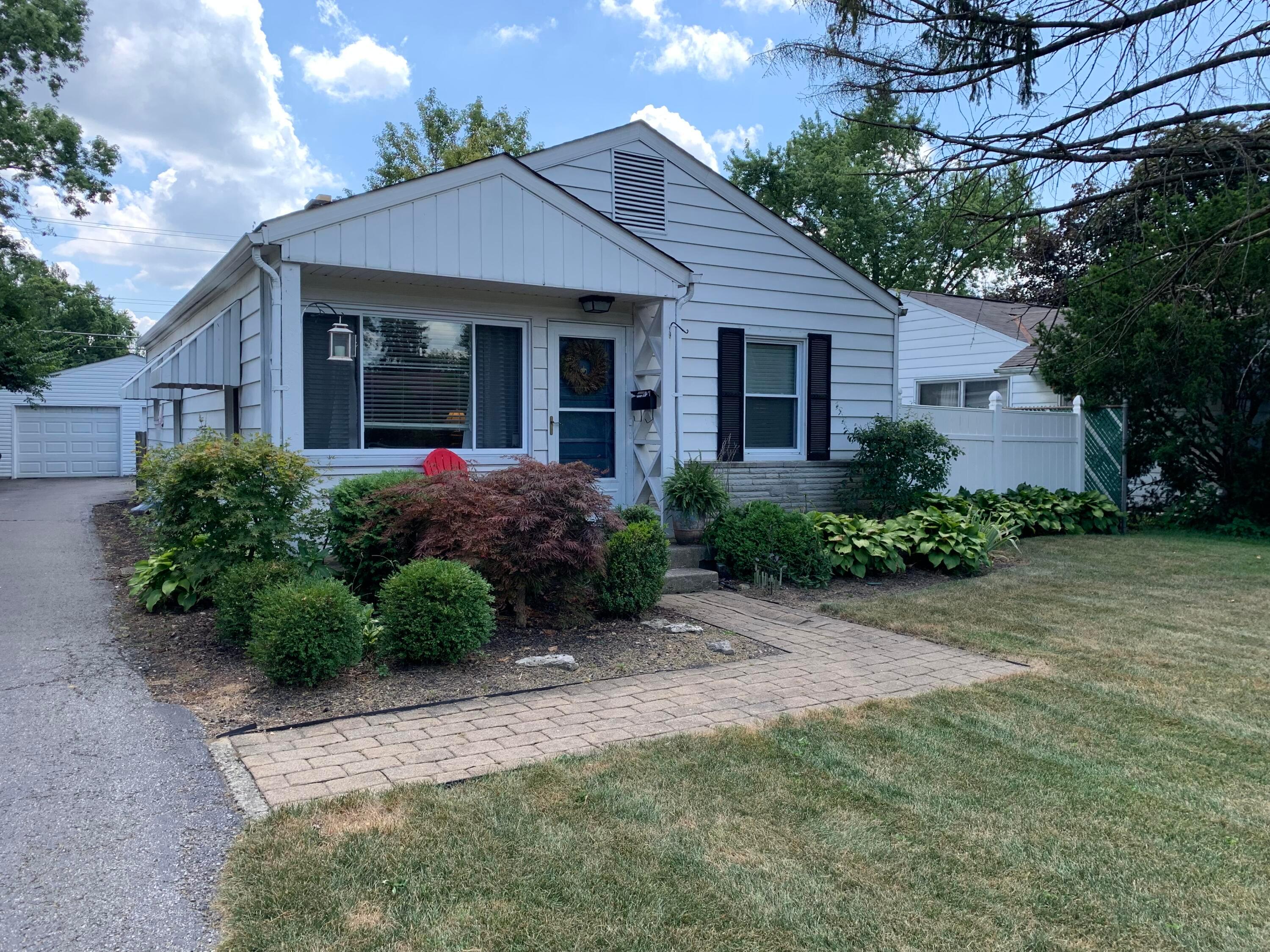 Columbus, Ohio 43221, United States, 1 Bedroom Bedrooms, ,2 BathroomsBathrooms,Residential,Active,237763