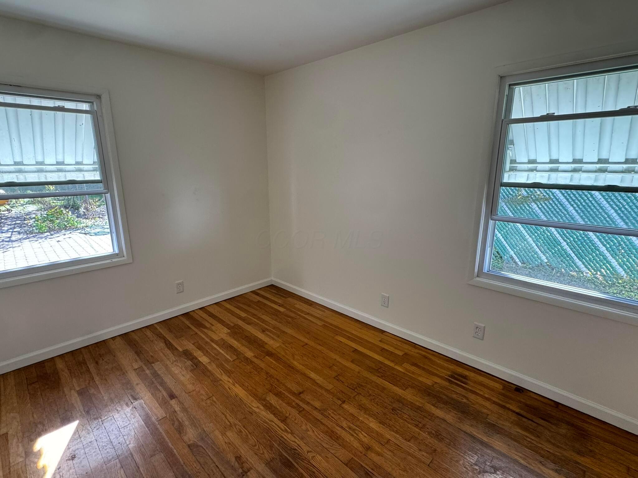 Columbus, Ohio 43221, United States, 1 Bedroom Bedrooms, ,2 BathroomsBathrooms,Residential,Active,237763