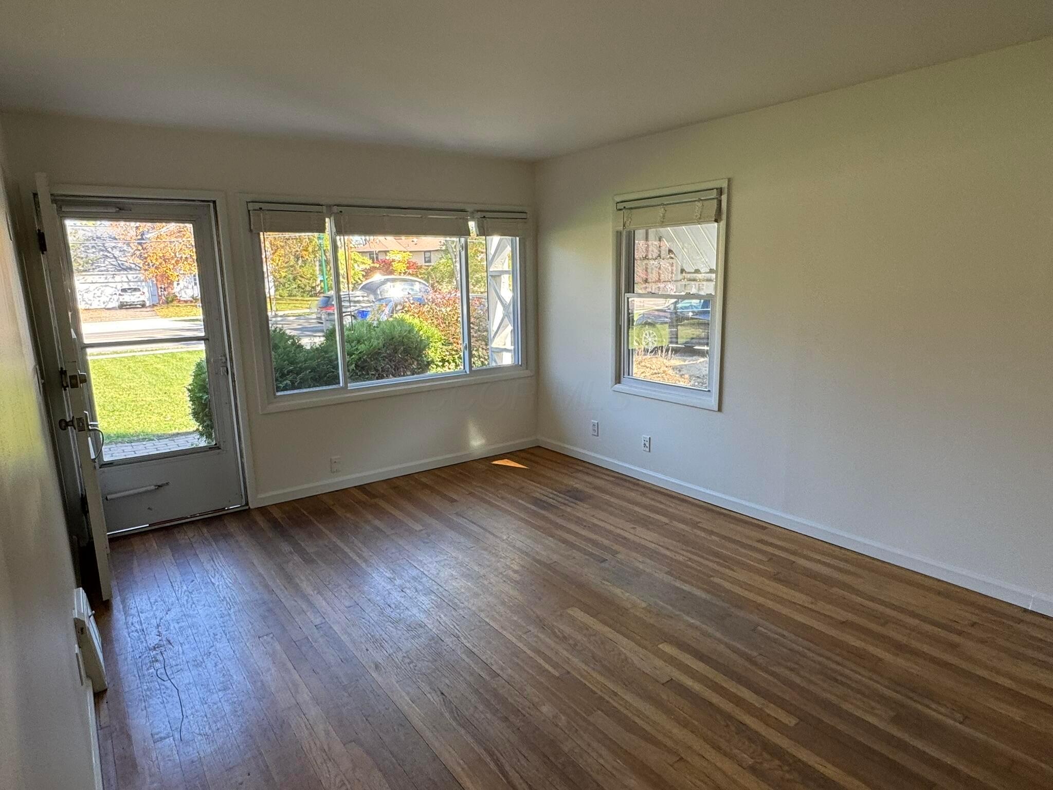 Columbus, Ohio 43221, United States, 1 Bedroom Bedrooms, ,2 BathroomsBathrooms,Residential,Active,237763