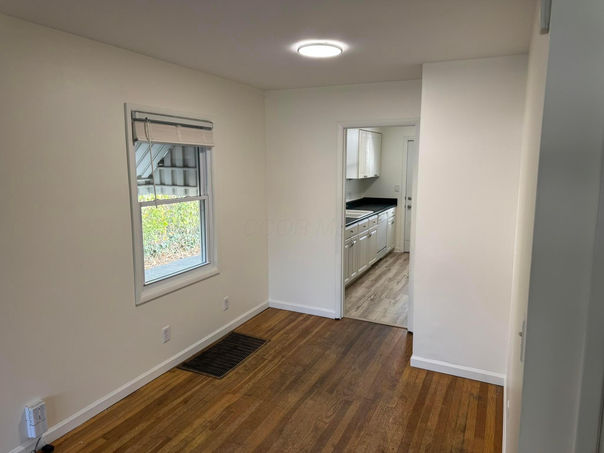 Columbus, Ohio 43221, United States, 1 Bedroom Bedrooms, ,2 BathroomsBathrooms,Residential,Active,237763