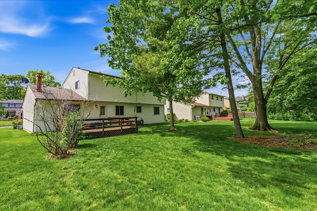 Photo of 72 Yorkshire Road, Delaware, OH 43015 (MLS # 226017399)