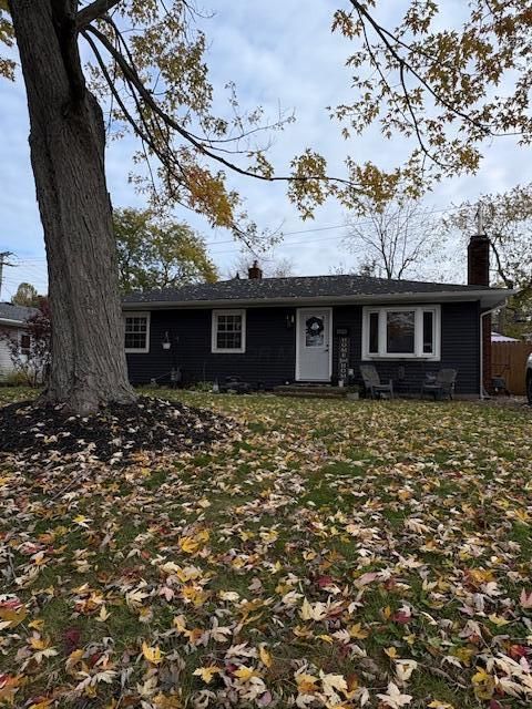 Photo of 1020 Roundelay Road E, Reynoldsburg, OH 43068 (MLS # 225042051)