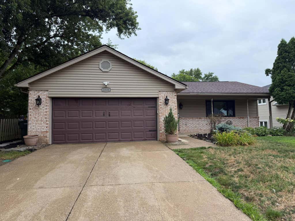 Photo of 1938 Hamrock Drive, Powell, OH 43065 (MLS # 226029096)