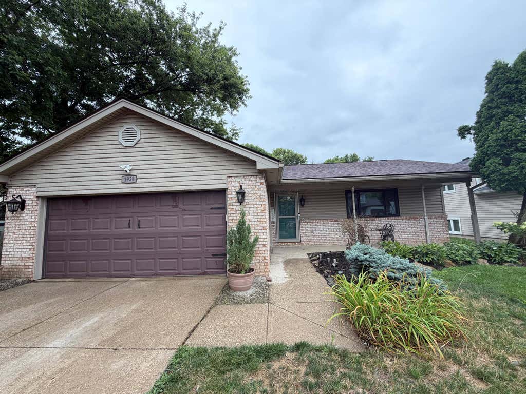 Photo of 1938 Hamrock Drive, Powell, OH 43065 (MLS # 226029096)