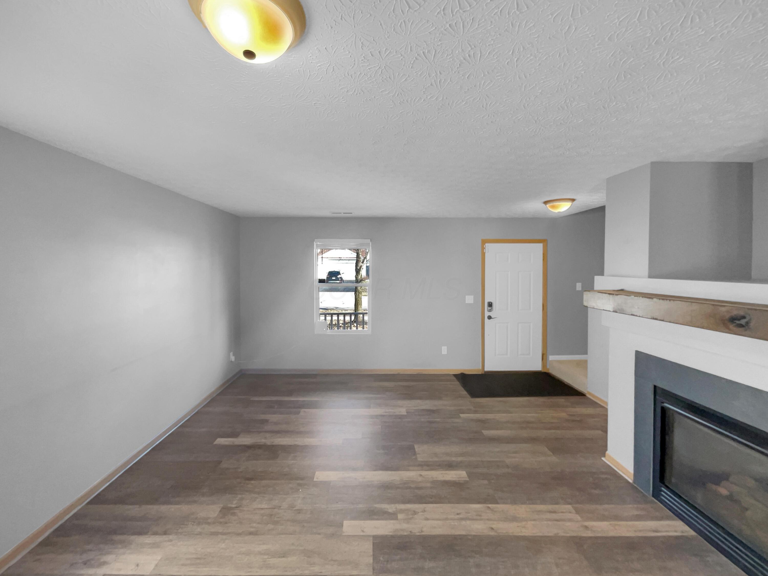 7495 Canal Highlands Boulevard, Canal Winchester, Ohio image 3