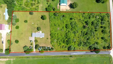 Photo of 4625 County Rd 98, Mount Gilead, OH 43338 (MLS # 226025068)