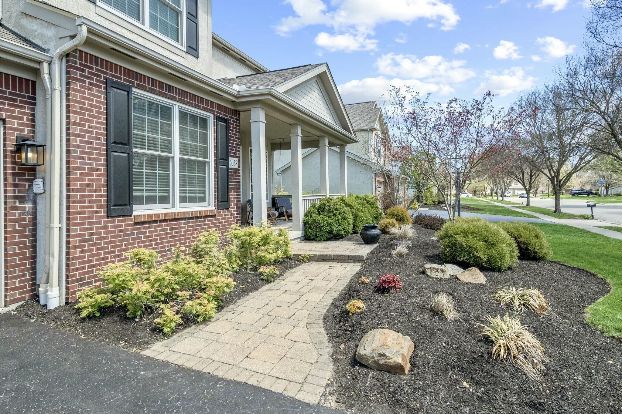 6038 Hampton Corners Cors, Hilliard, Ohio image 11