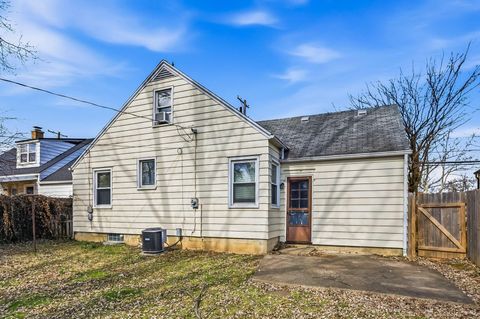 Tiny photo for 925 Kinnear Road, Columbus, OH 43212 (MLS # 226005249)
