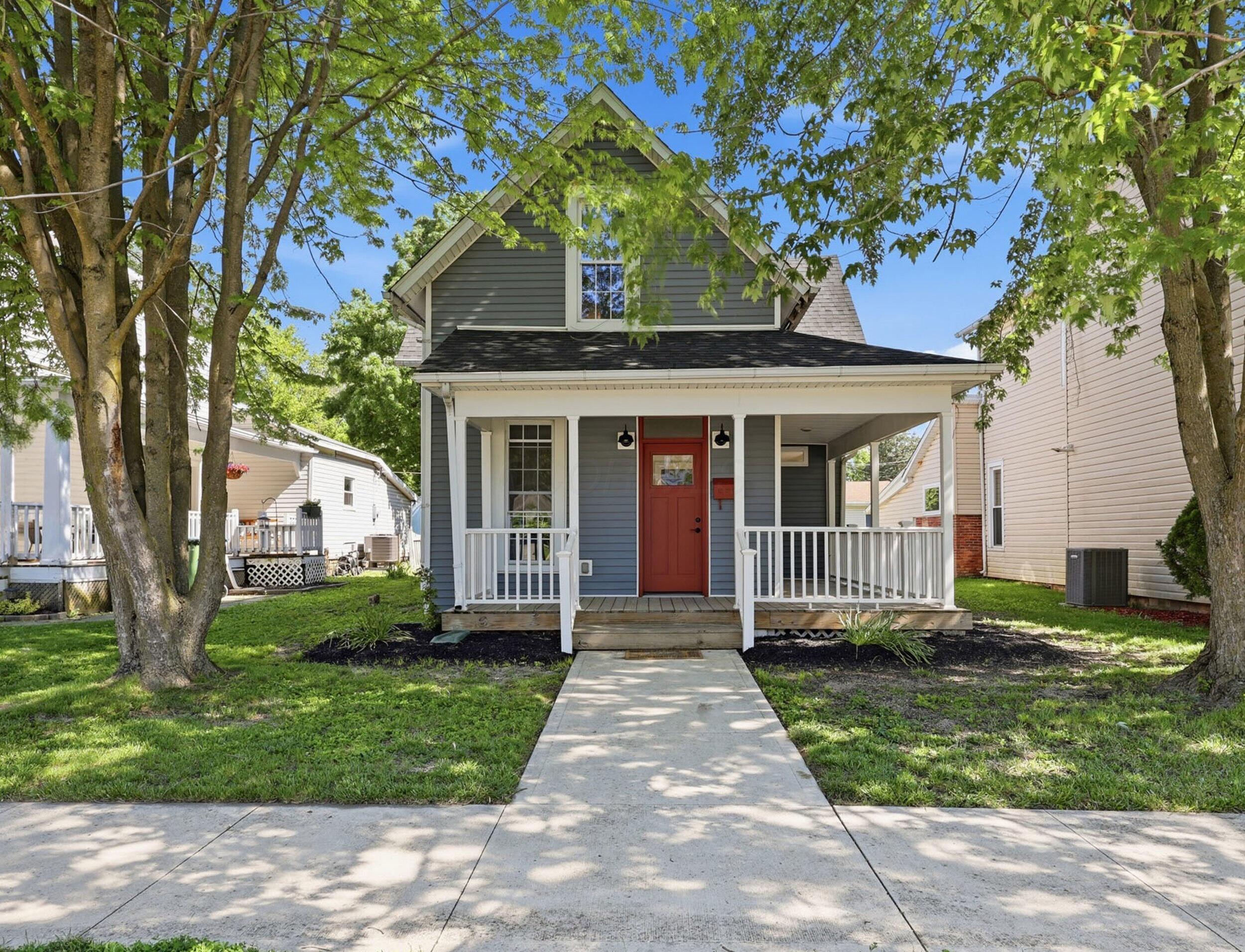 240 W 3rd Street