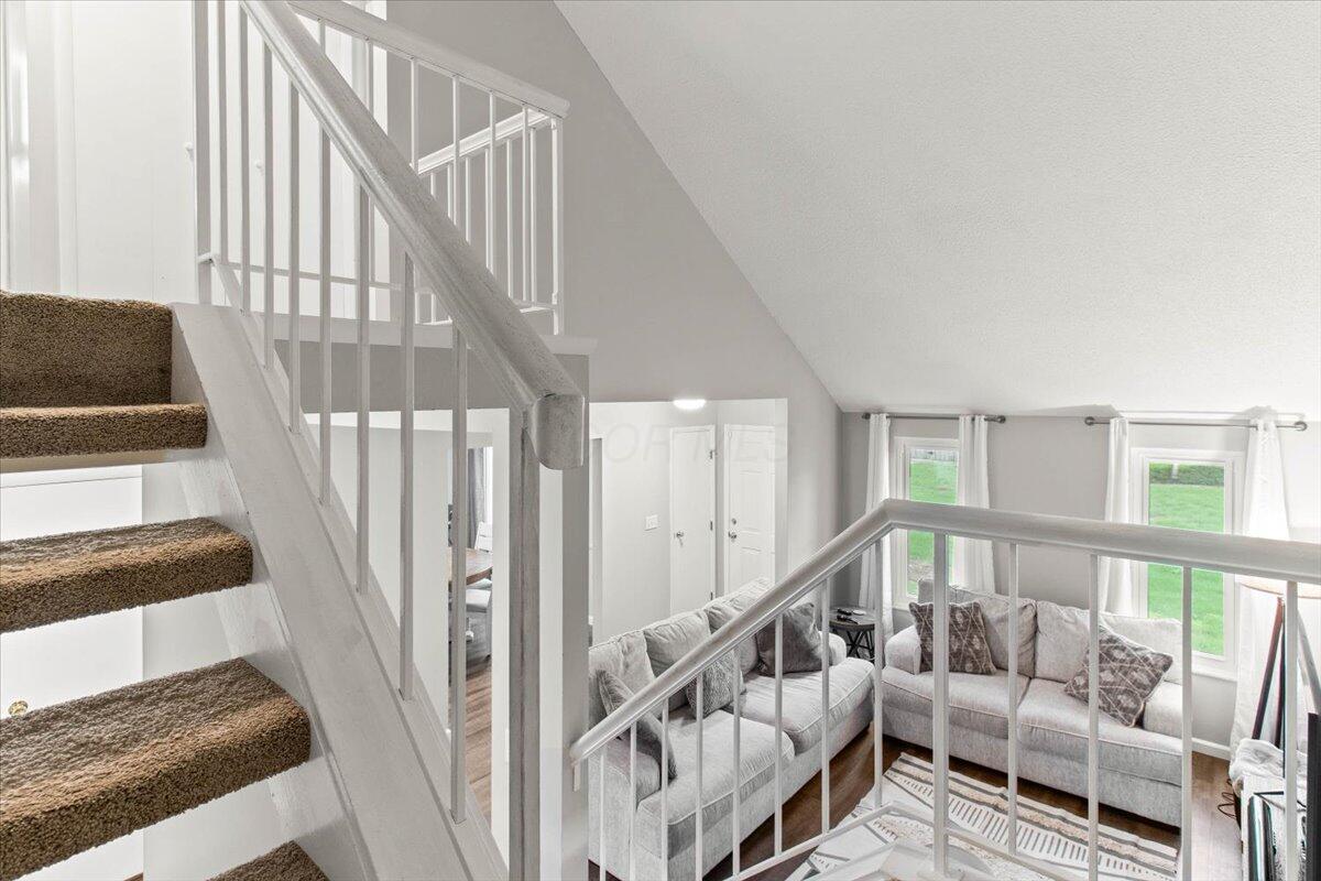 6354 Friars Green Lane, Columbus, Ohio image 16