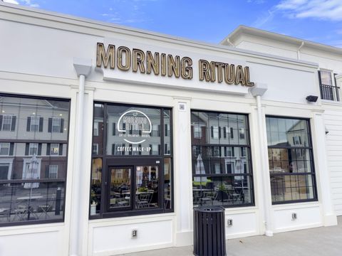 Tiny photo for 6242 Needletail Road 33 #33, Columbus, OH 43230 (MLS # 226007018)