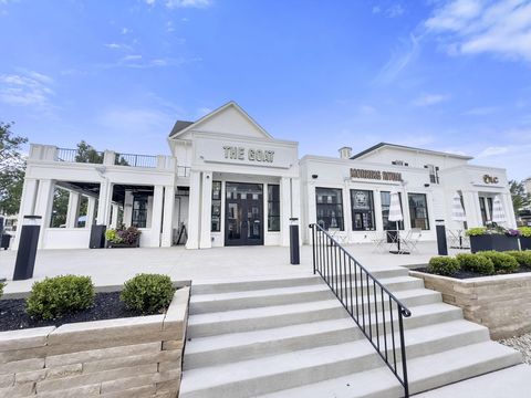 Tiny photo for 6242 Needletail Road 33 #33, Columbus, OH 43230 (MLS # 226007018)