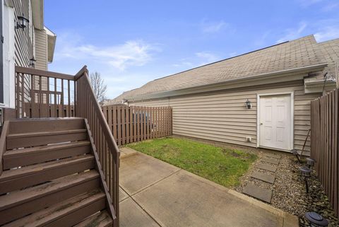 Tiny photo for 6242 Needletail Road 33 #33, Columbus, OH 43230 (MLS # 226007018)