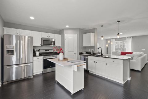 Tiny photo for 6242 Needletail Road 33 #33, Columbus, OH 43230 (MLS # 226007018)