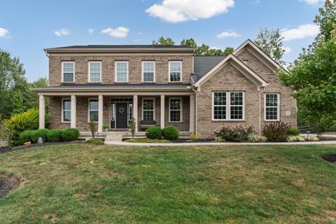 Photo of 8582 Paddock Trail, Blacklick, OH 43004 (MLS # 225039958)