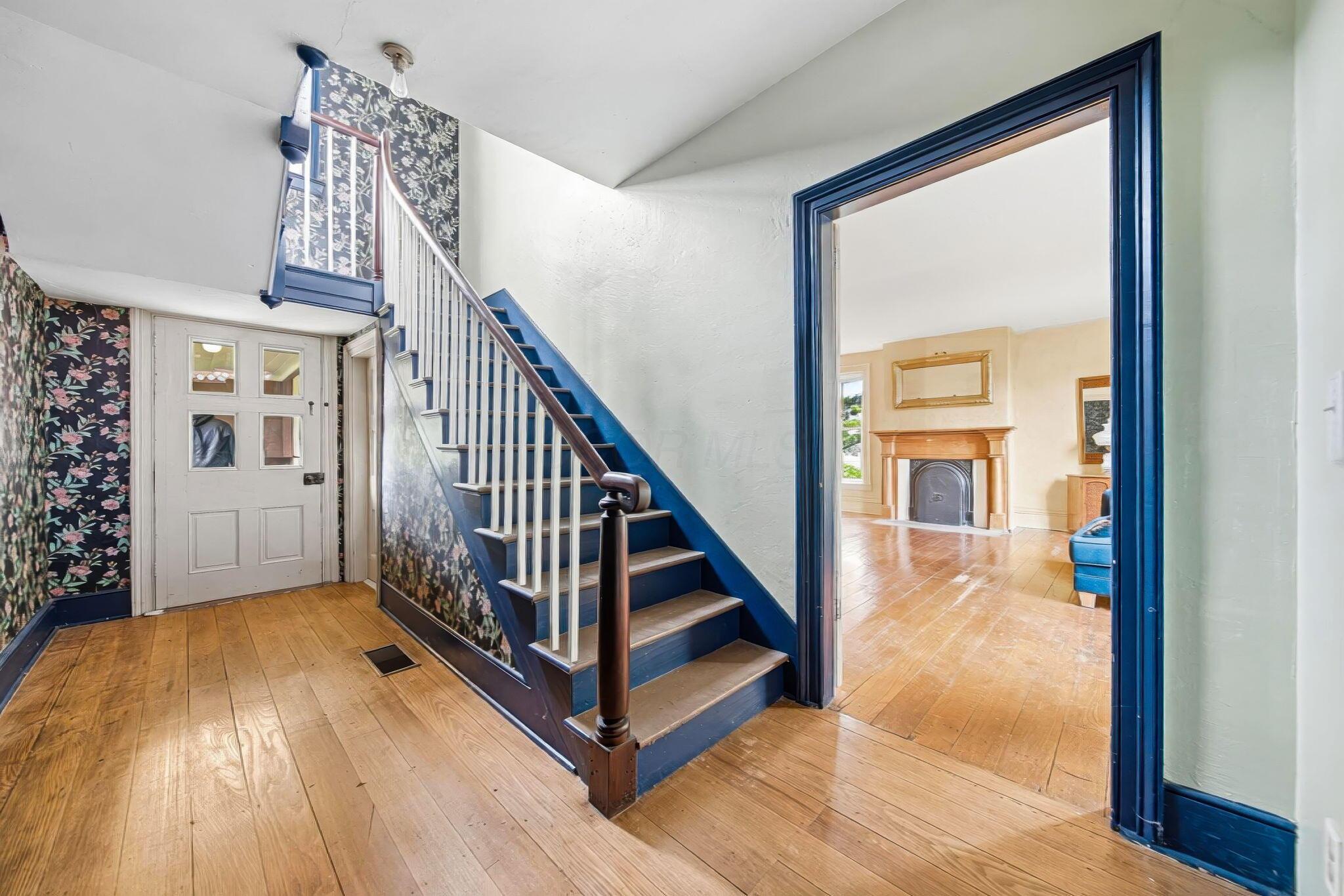 705 Deacon Street