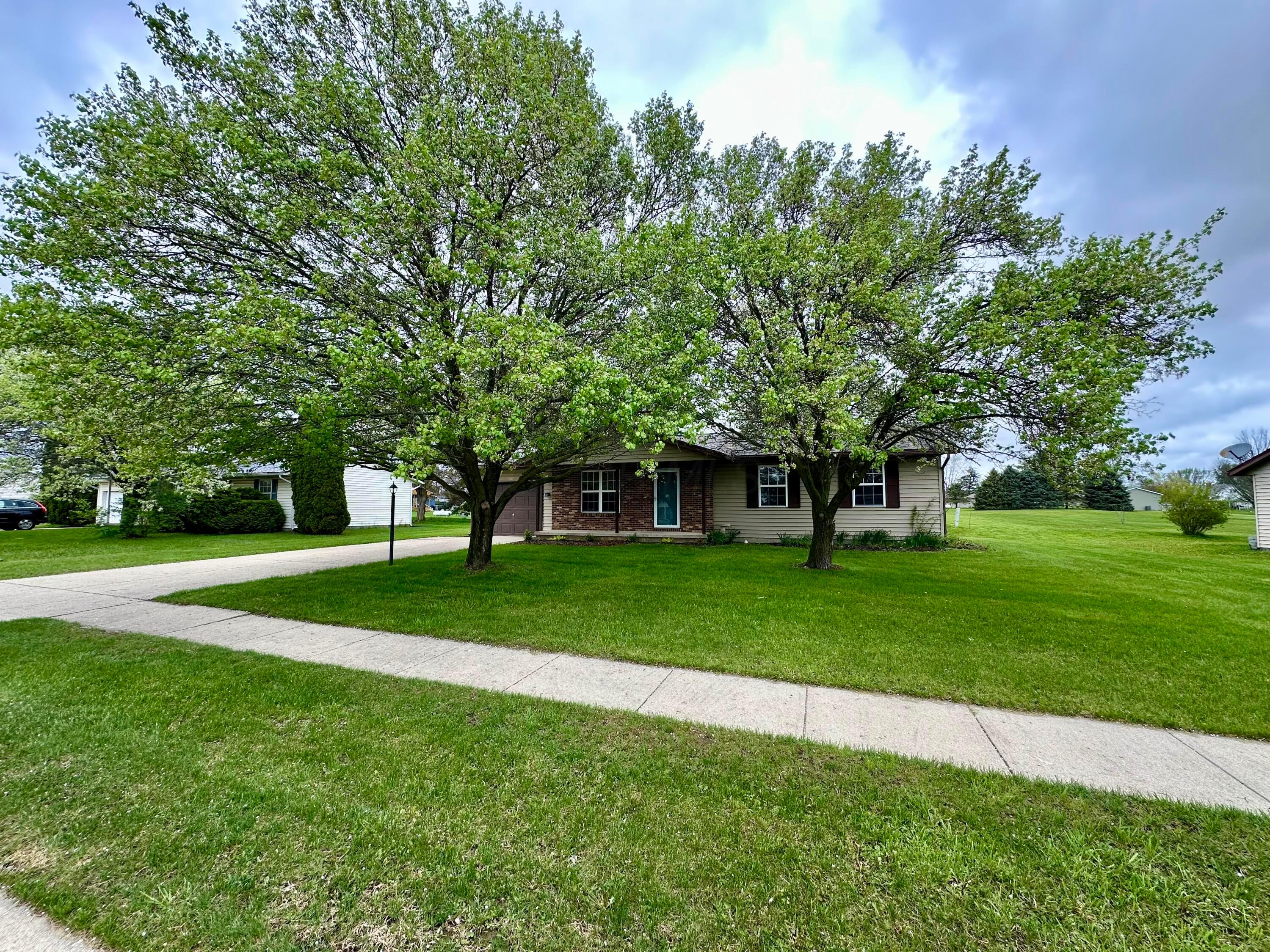 20 Lloyd Drive, North Lewisburg, Ohio image 2