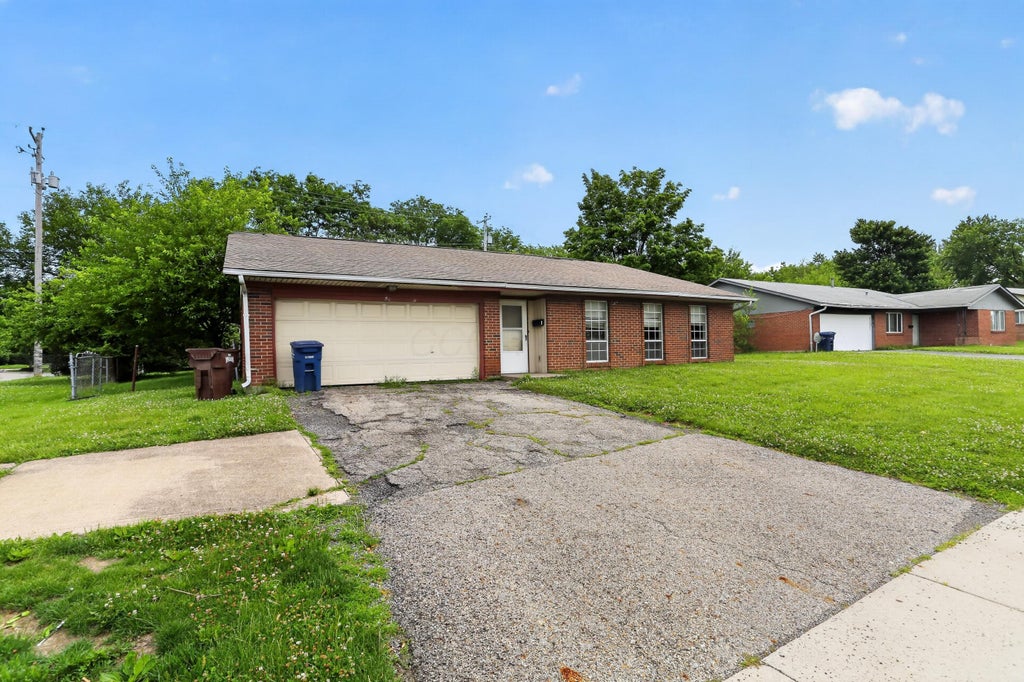 Photo of 50 Huber Village Boulevard, Westerville, OH 43081 (MLS # 226023036)