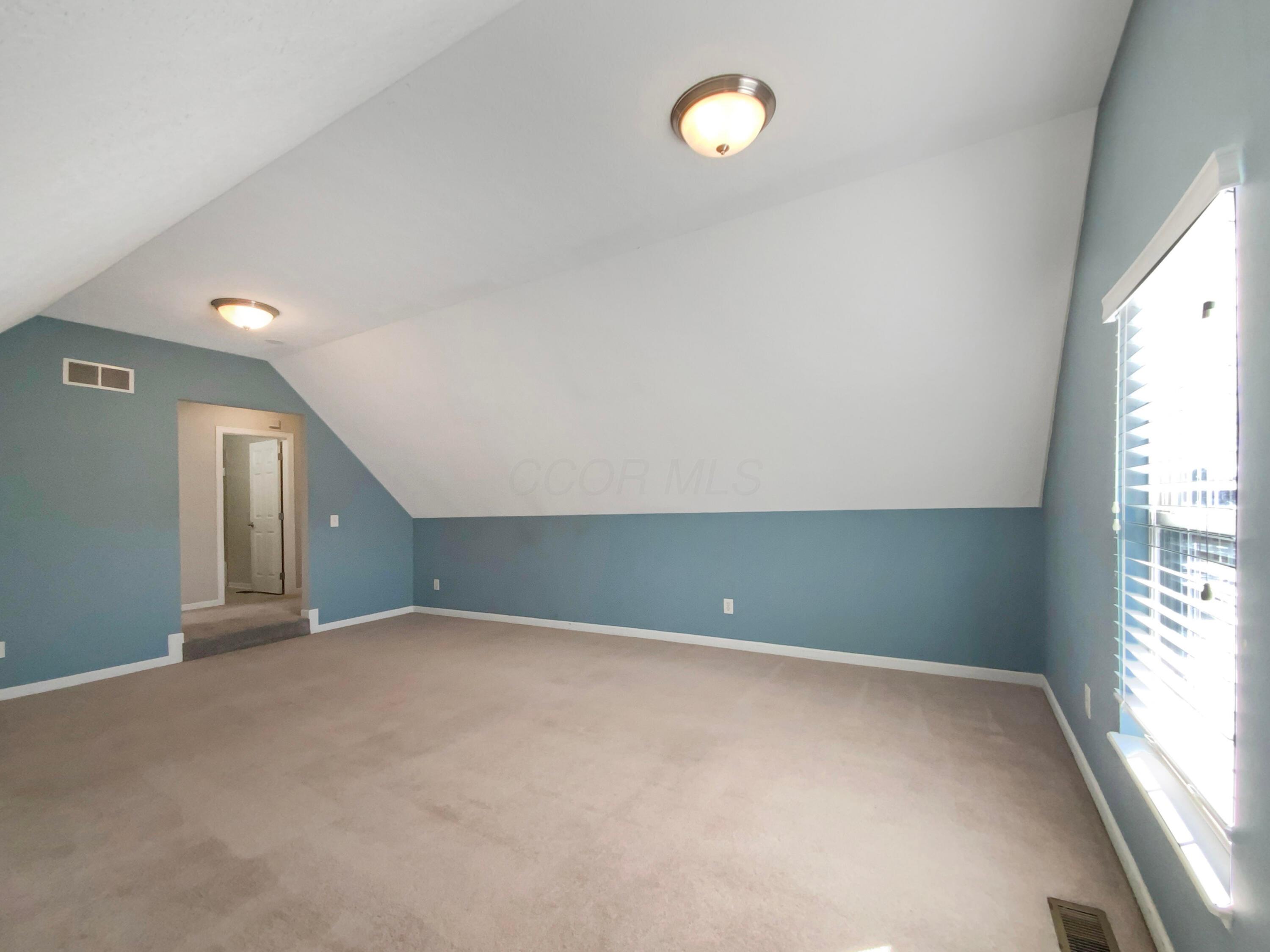 730 Streamwater Drive, Blacklick, Ohio image 22