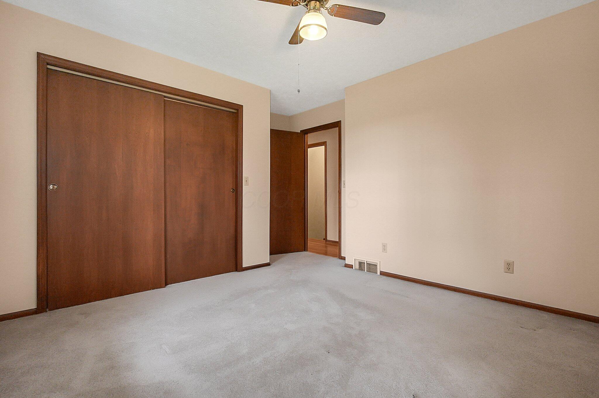 1402 Stoutsville Pike, Circleville, Ohio image 18