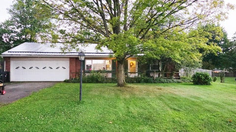 Photo of 1045 Becky Drive, Mansfield, OH 44905 (MLS # 226038430)
