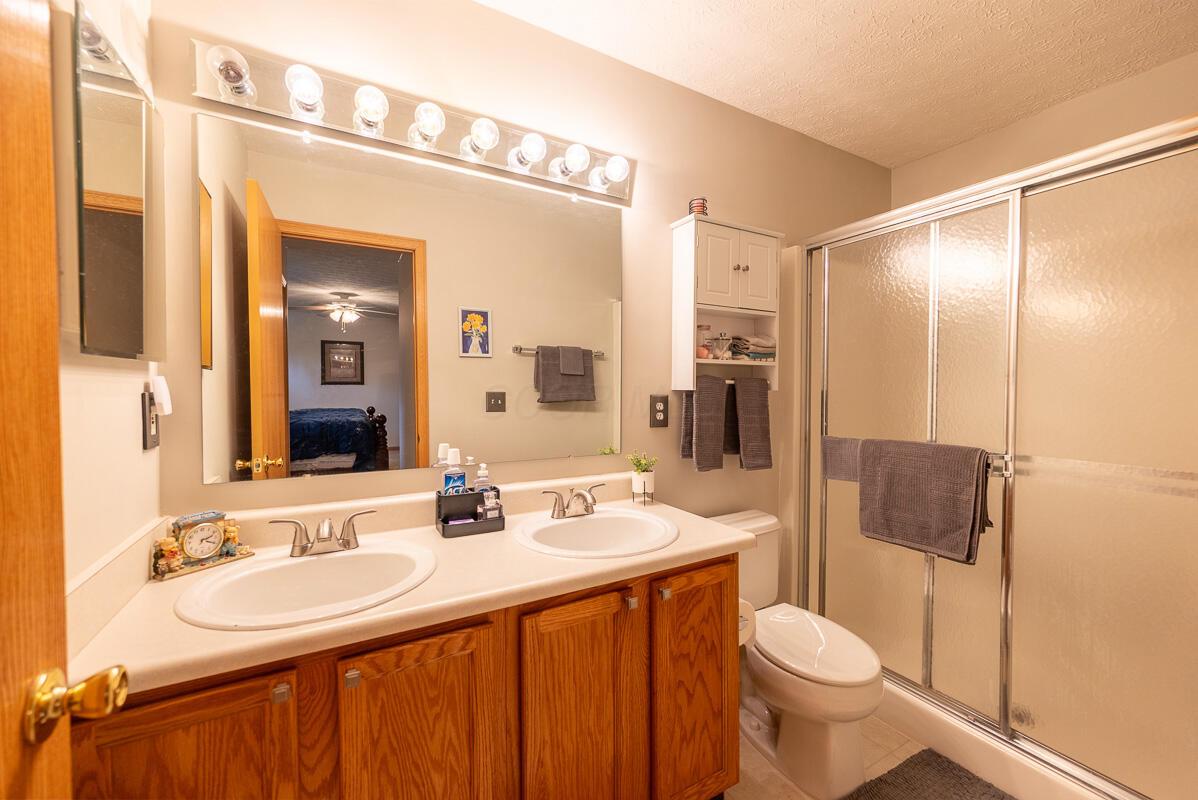 133 Barry Knoll Drive, Pataskala, Ohio image 27